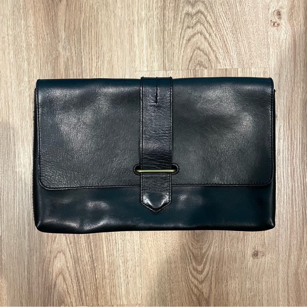 Madewell Flat leather clutch